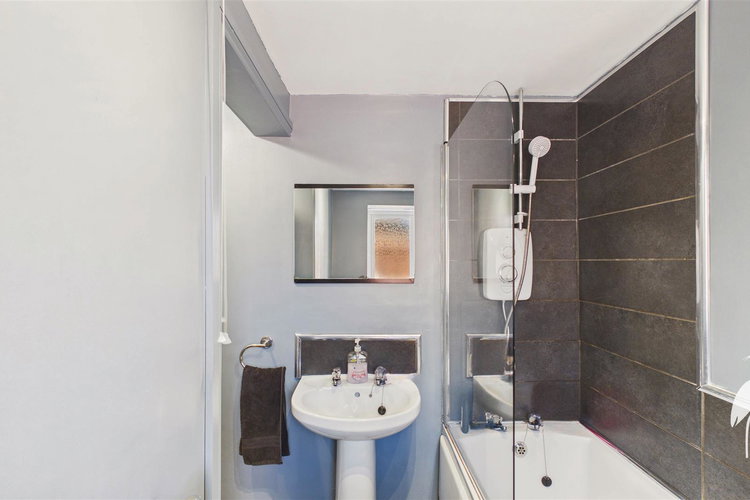 Bathroom - Picture 14 of 17