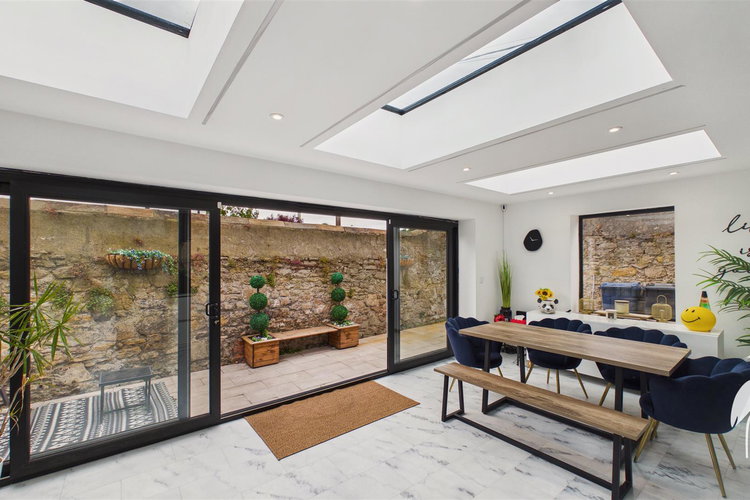 Open Plan Lounge/Dining Room - Picture 13 of 38