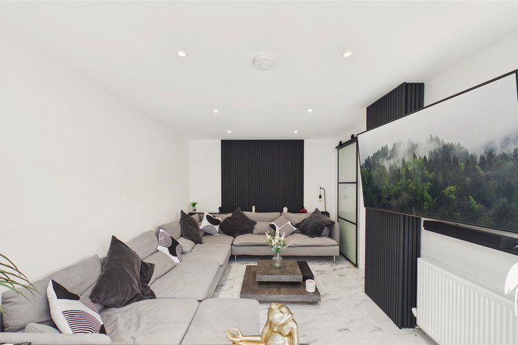 Open Plan Lounge/Dining Room - Picture 14 of 38