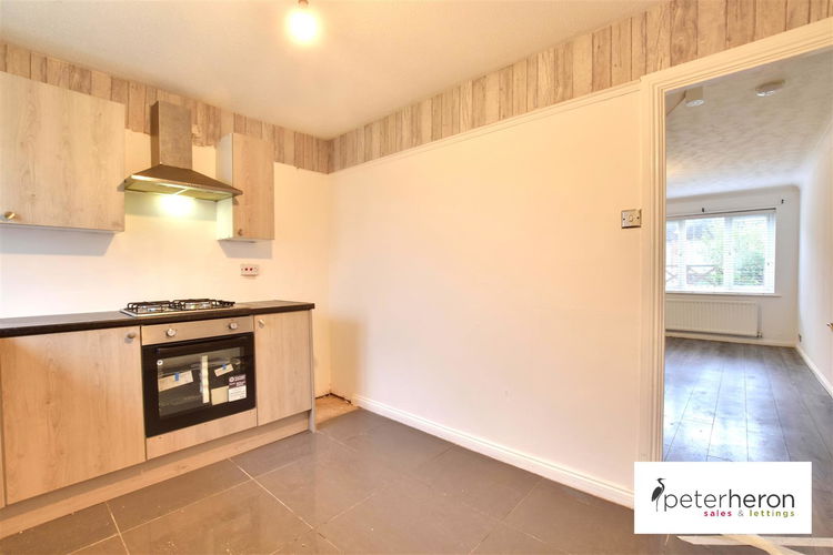 Kitchen - Picture 5 of 14