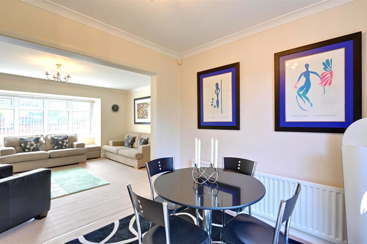 Dining Room - Picture 5 of 22