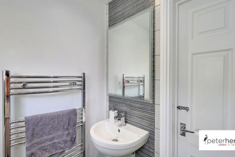 Bathroom - Picture 12 of 20