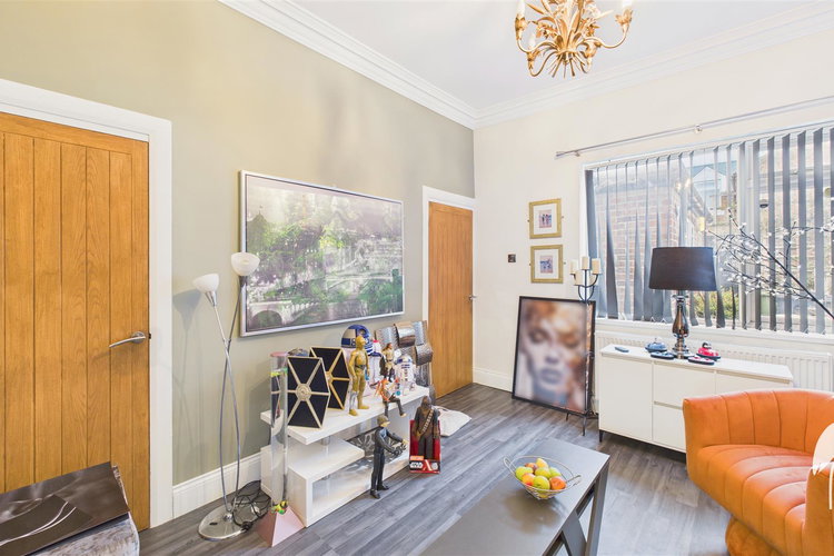 Dining Room - Picture 5 of 13