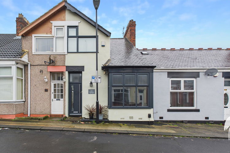 CAM05632G0-PR0137-STILL015.jpg - Picture 1 of 13