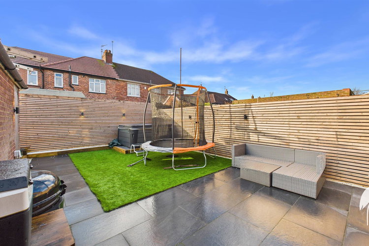 Outside - Picture 20 of 22