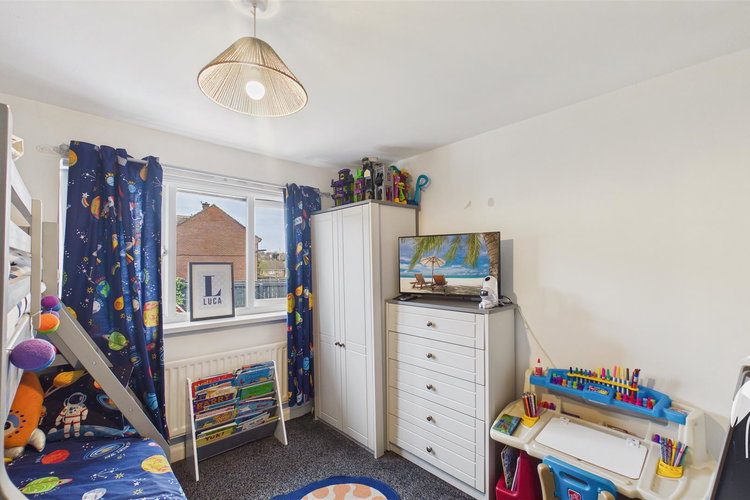 Bedroom 2 - Picture 13 of 19