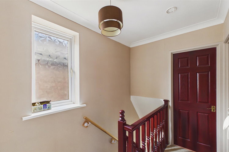 First Floor Landing - Picture 17 of 21