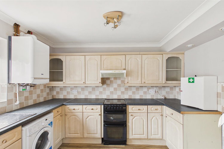 Kitchen - Picture 6 of 21