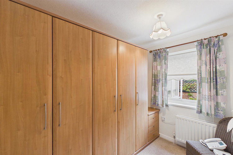 Bedroom 2 - Picture 12 of 16