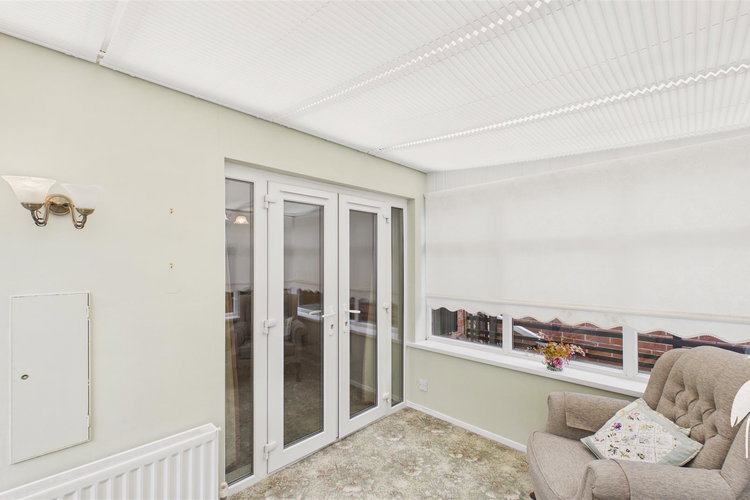 Conservatory - Picture 9 of 16