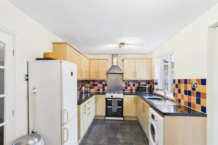 Dining Kitchen - Picture 4 of 20