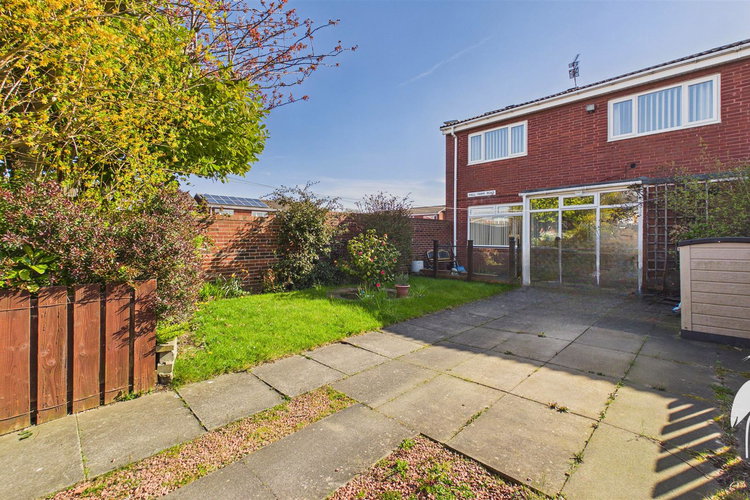 Outside - Picture 17 of 18