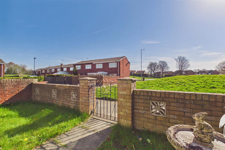 Outside - Picture 18 of 18