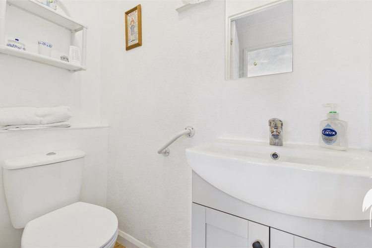 Cloakroom/WC - Picture 6 of 18