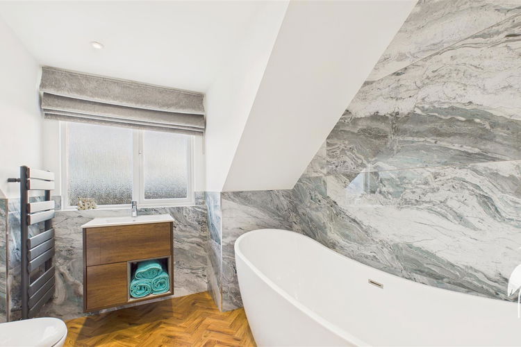 En-Suite Bathroom - Picture 21 of 46