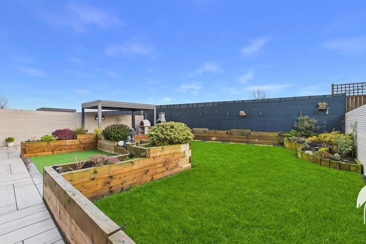 Outside - Picture 38 of 46