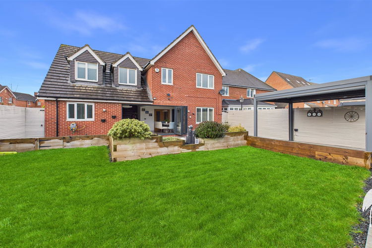 Outside - Picture 40 of 46