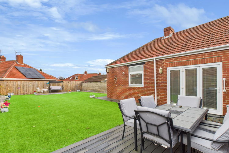 Outside - Picture 19 of 19