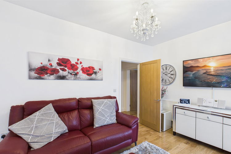 Open Plan Living Area & Dining Kitchen - Picture 4 of 19