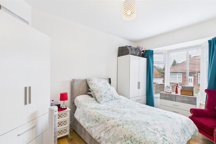 Bedroom 2 - Picture 10 of 19