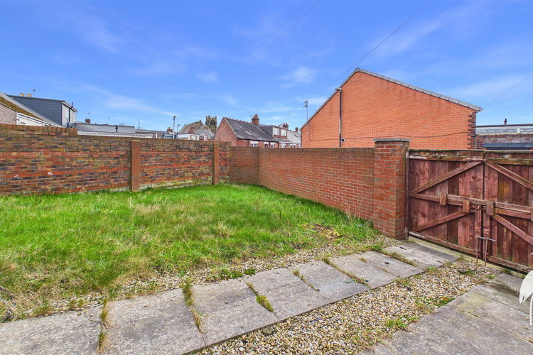 Outside - Picture 14 of 15