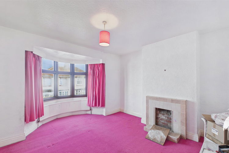 Bedroom 1 - Picture 16 of 28