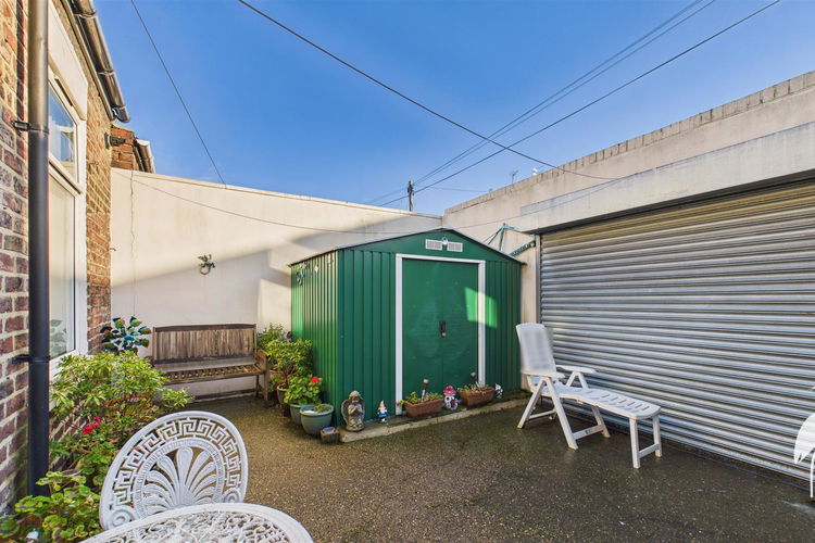 Outside - Picture 15 of 15