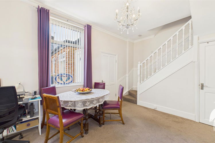 Dining Room - Picture 3 of 15