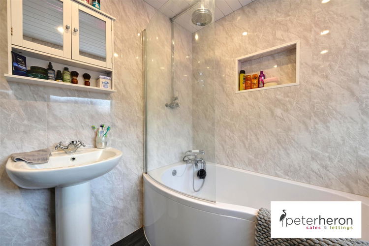 Bathroom - Picture 8 of 14