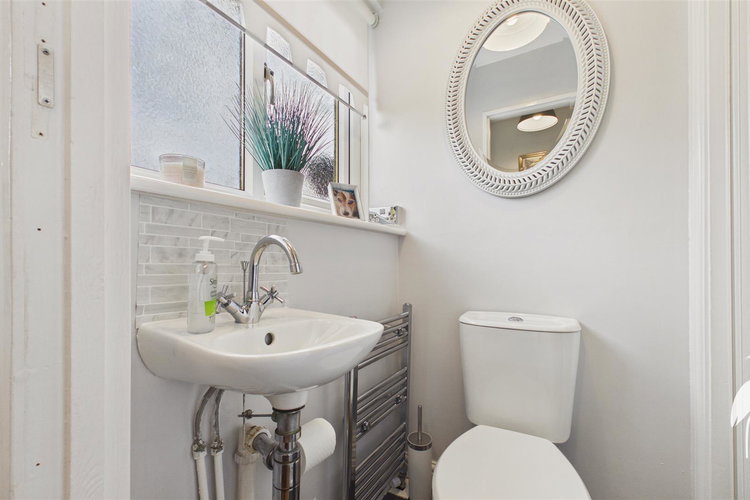 Cloakroom/WC - Picture 14 of 30
