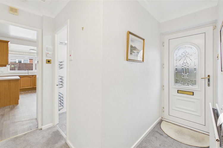 Entrance Hall - Picture 12 of 16