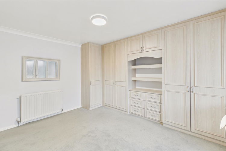 Bedroom 1 - Picture 7 of 16