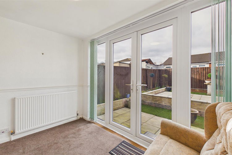 Sun Room - Picture 8 of 16