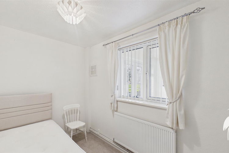 Bedroom 2 - Picture 11 of 18