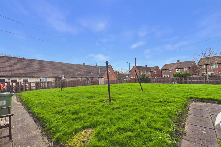 Outside - Picture 17 of 18