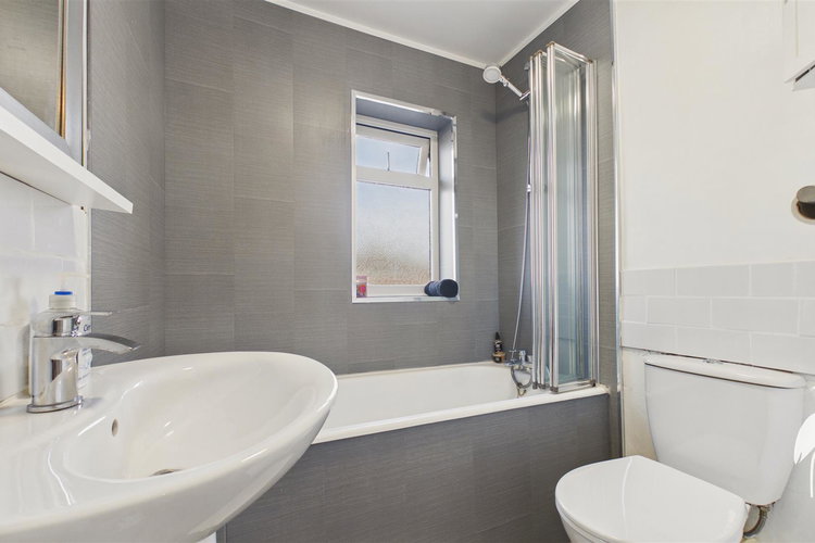 Bathroom - Picture 22 of 26