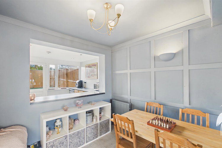 Dining Room - Picture 6 of 26