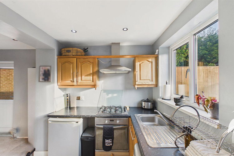 Kitchen - Picture 9 of 26