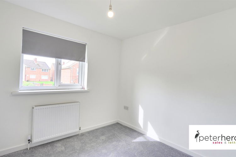 Bedroom 2 - Picture 8 of 14