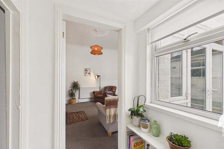 Rear Hall - Picture 9 of 21