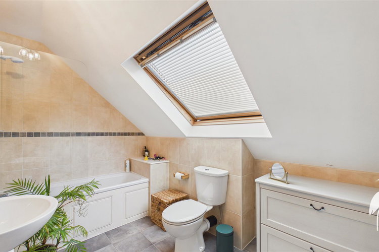 En-Suite Bathroom - Picture 26 of 41