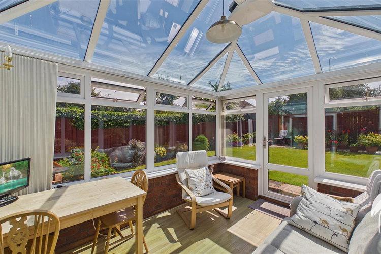 Conservatory - Picture 9 of 41