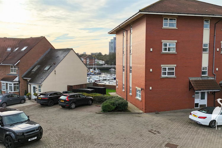 Outside - Picture 25 of 29