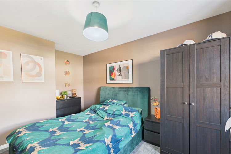 Bedroom 1 - Picture 13 of 29