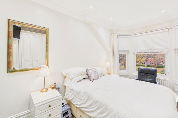 Principle Bedroom - Picture 18 of 35