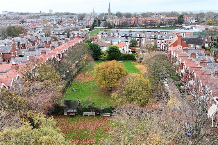 Outside - Picture 34 of 35