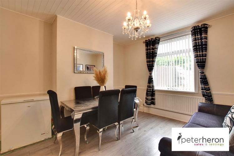 Dining Room - Picture 5 of 16