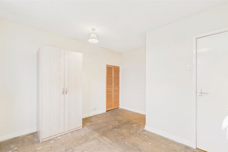 Bedroom 2 - Picture 14 of 16