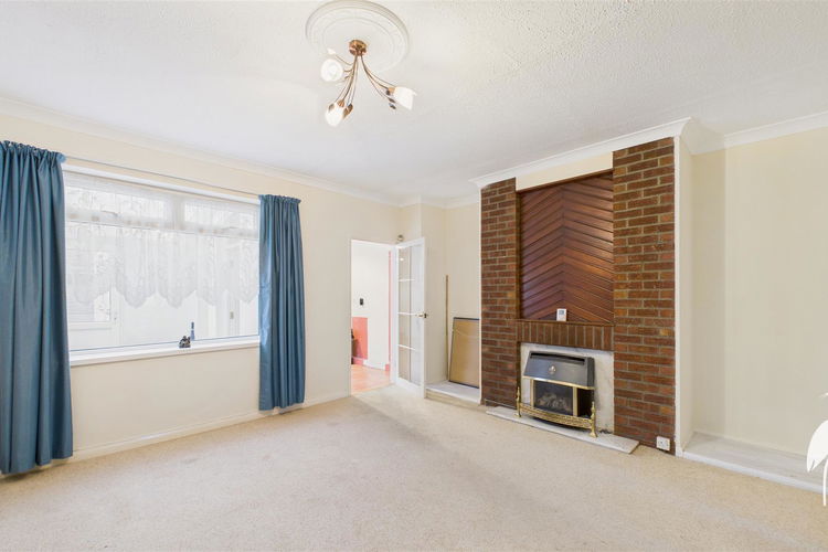 Dining Room - Picture 5 of 16