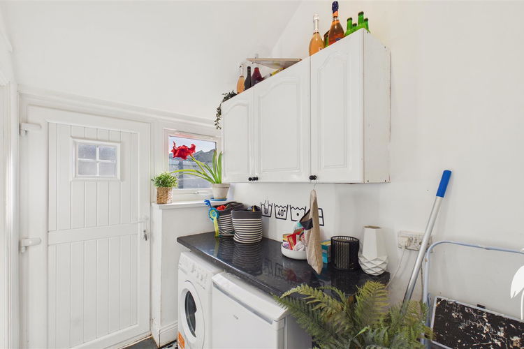 Utility - Picture 11 of 28